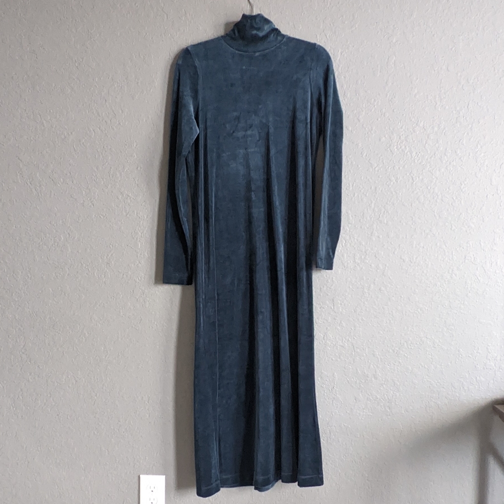 💙 COS Long Sleeve High Neck Velvet Dress, size S